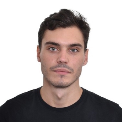 /images/julien-2.jpg
